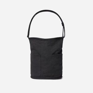 black canvas bag from Everlane